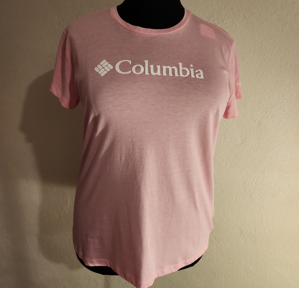 Columbia Women's Light Pink Logo T-Shirt XXL NWT